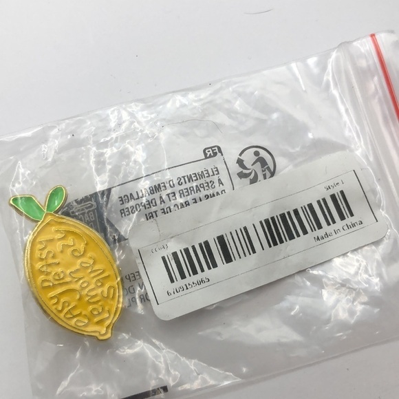 3/$25 “Easy Peasy Lemon Squeezy” Lemon Pin Badge Brooch Unisex - Picture 5 of 5